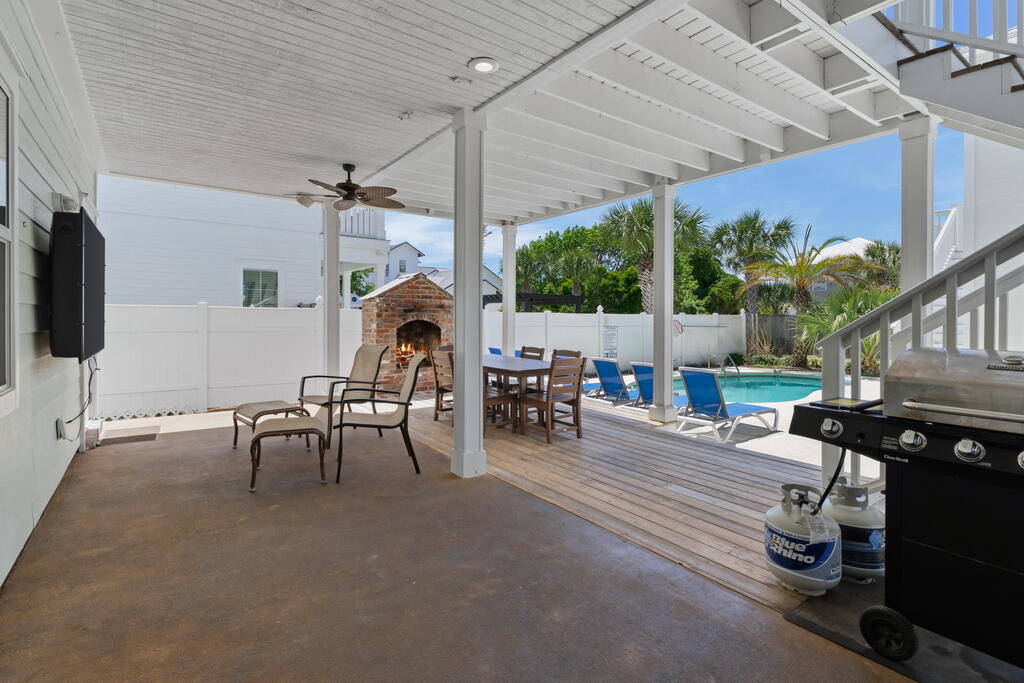 CRYSTAL BEACH - Residential