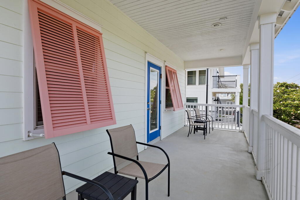 CRYSTAL BEACH - Residential