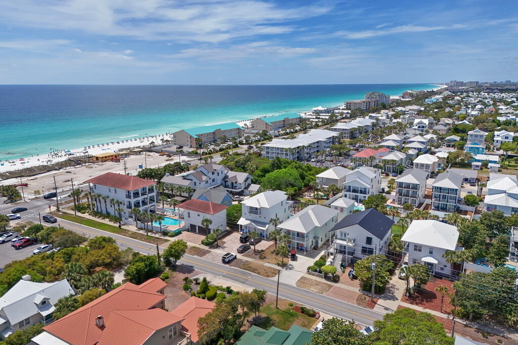 CRYSTAL BEACH - Residential