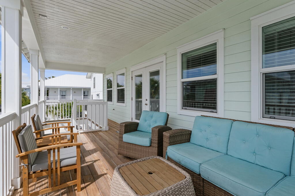 CRYSTAL BEACH - Residential