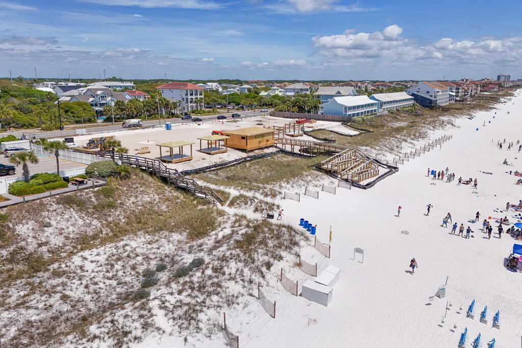 CRYSTAL BEACH - Residential