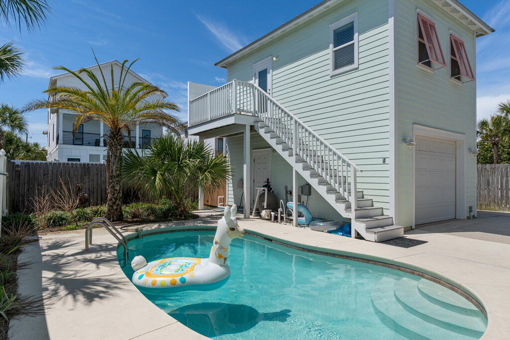 CRYSTAL BEACH - Residential