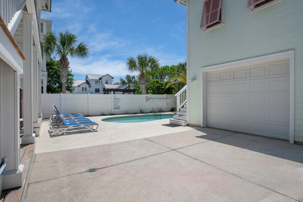 CRYSTAL BEACH - Residential