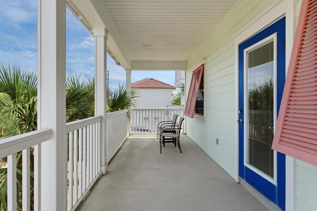 CRYSTAL BEACH - Residential