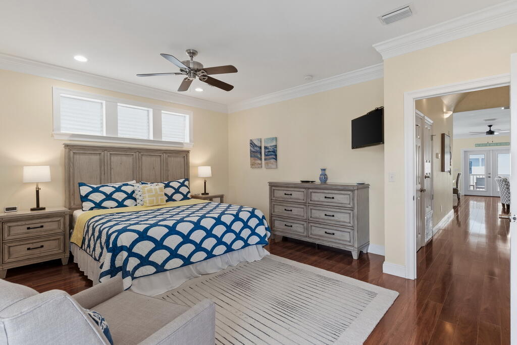 CRYSTAL BEACH - Residential