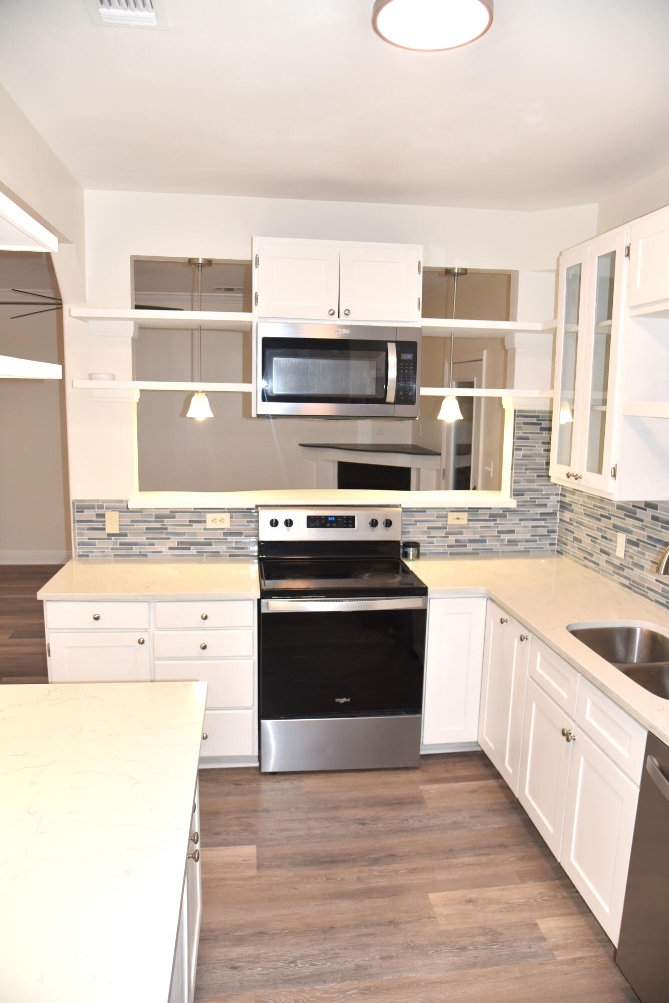 LEGION PARK LANDING - Residential