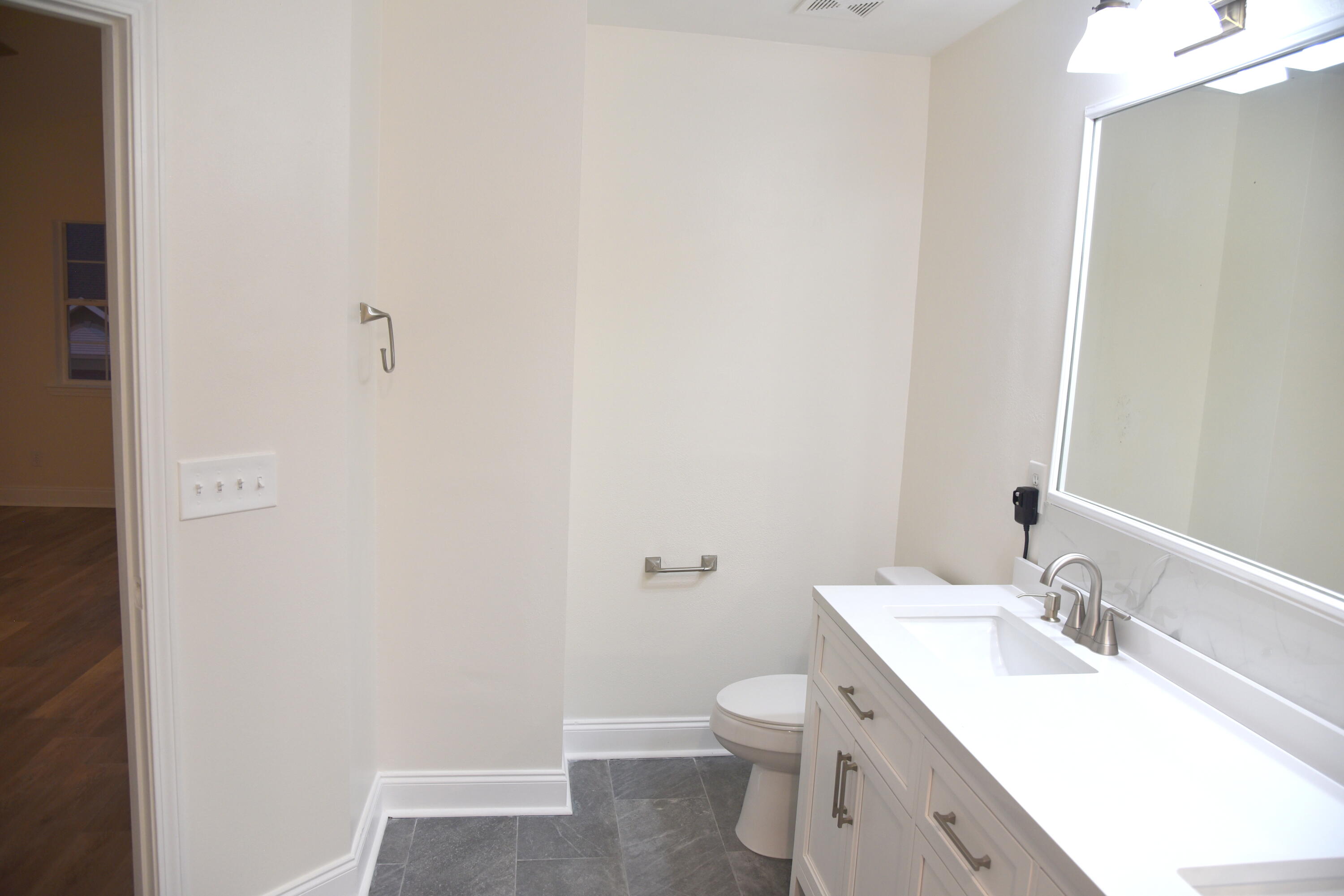 LEGION PARK LANDING - Residential