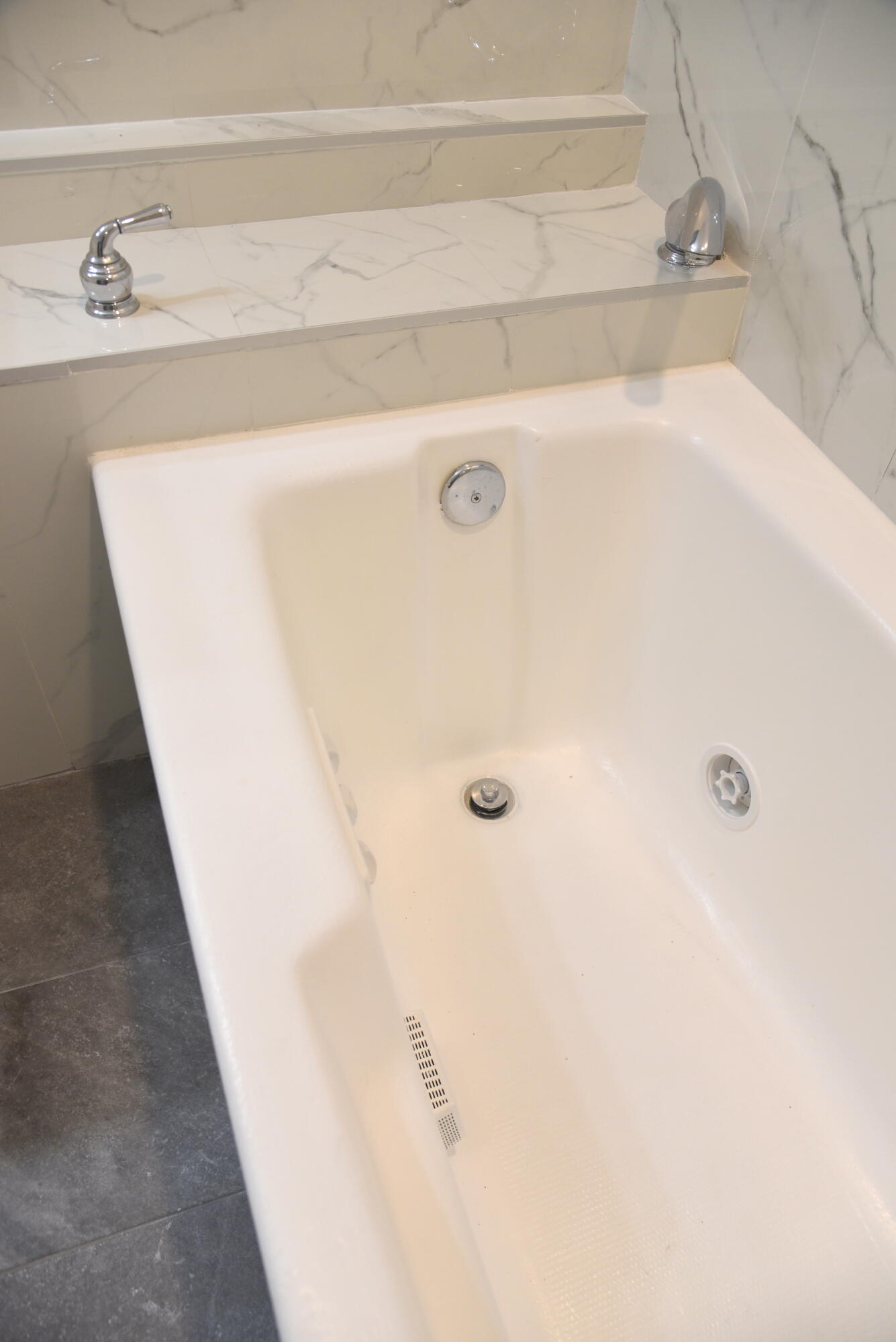 LEGION PARK LANDING - Residential