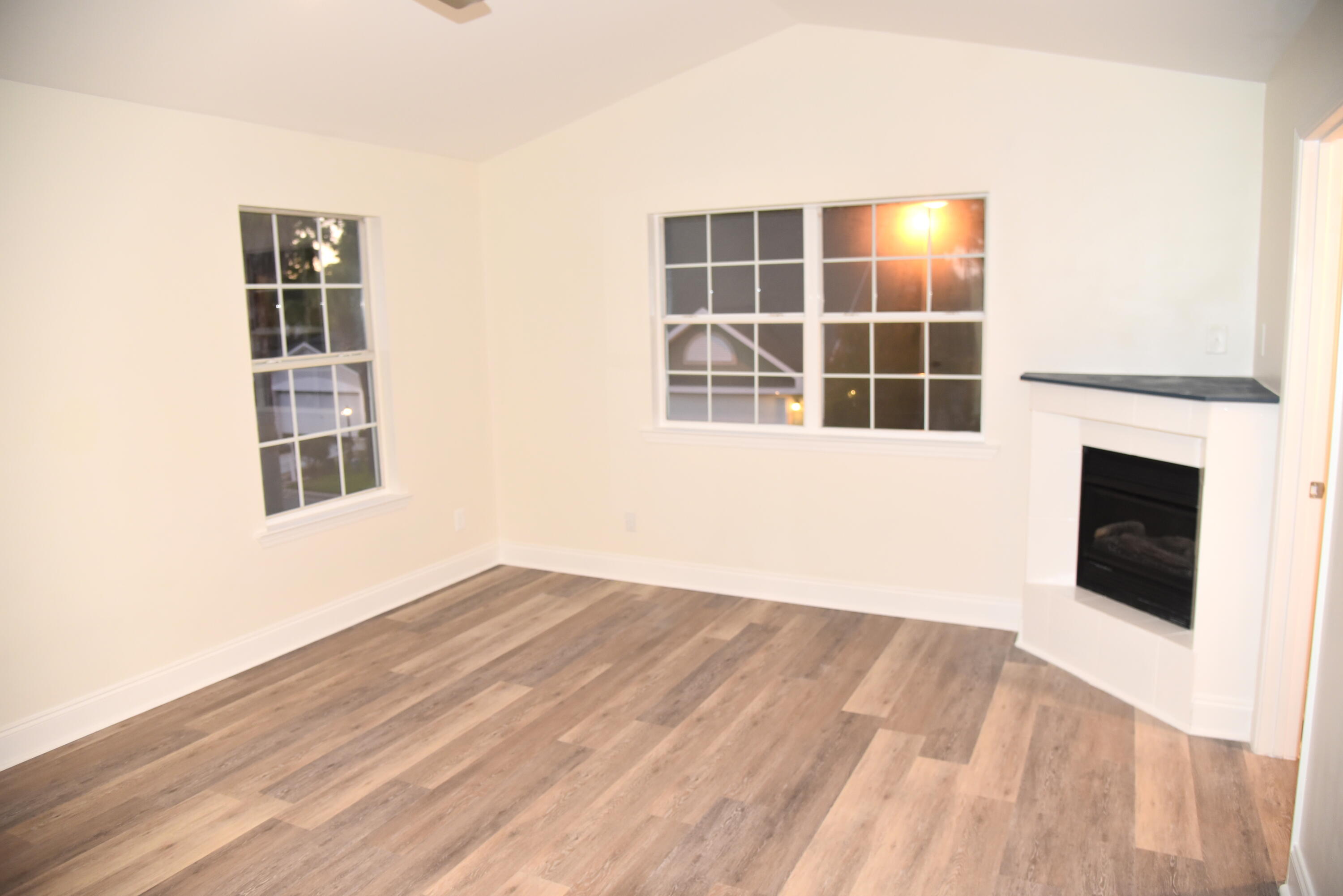 LEGION PARK LANDING - Residential