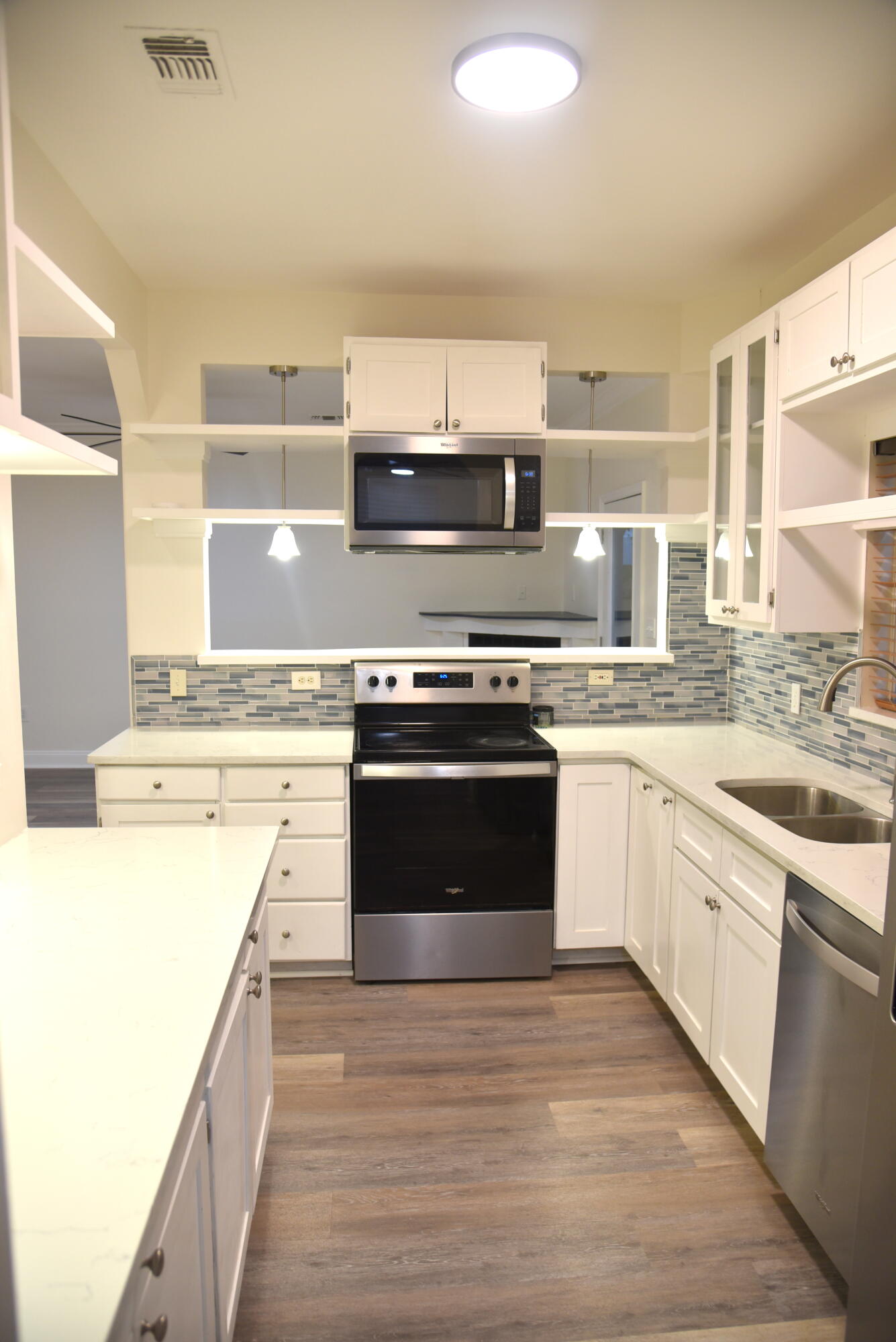 LEGION PARK LANDING - Residential