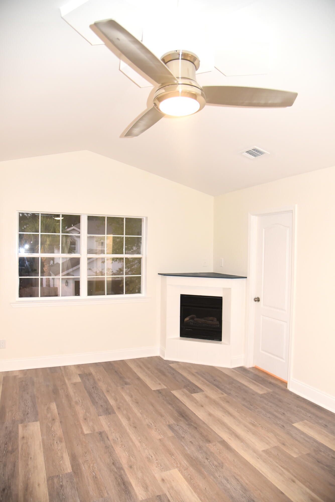 LEGION PARK LANDING - Residential