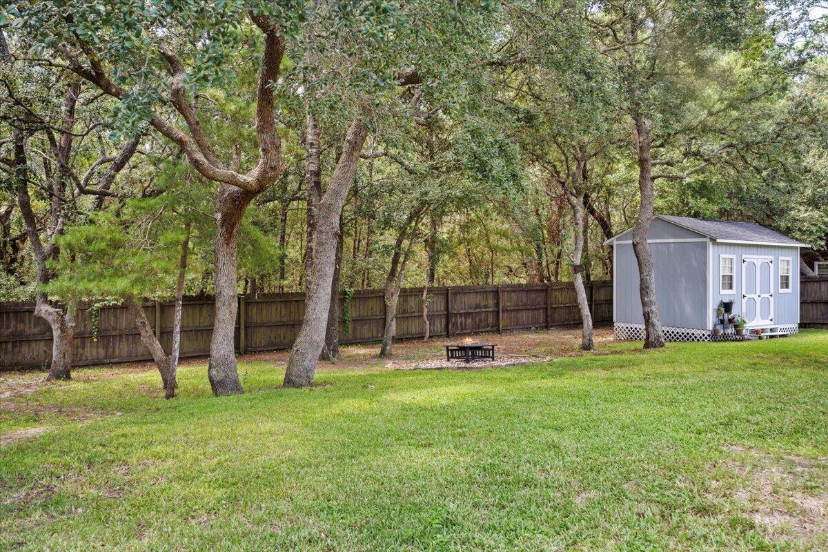 HARVELLS CROSSING - Residential