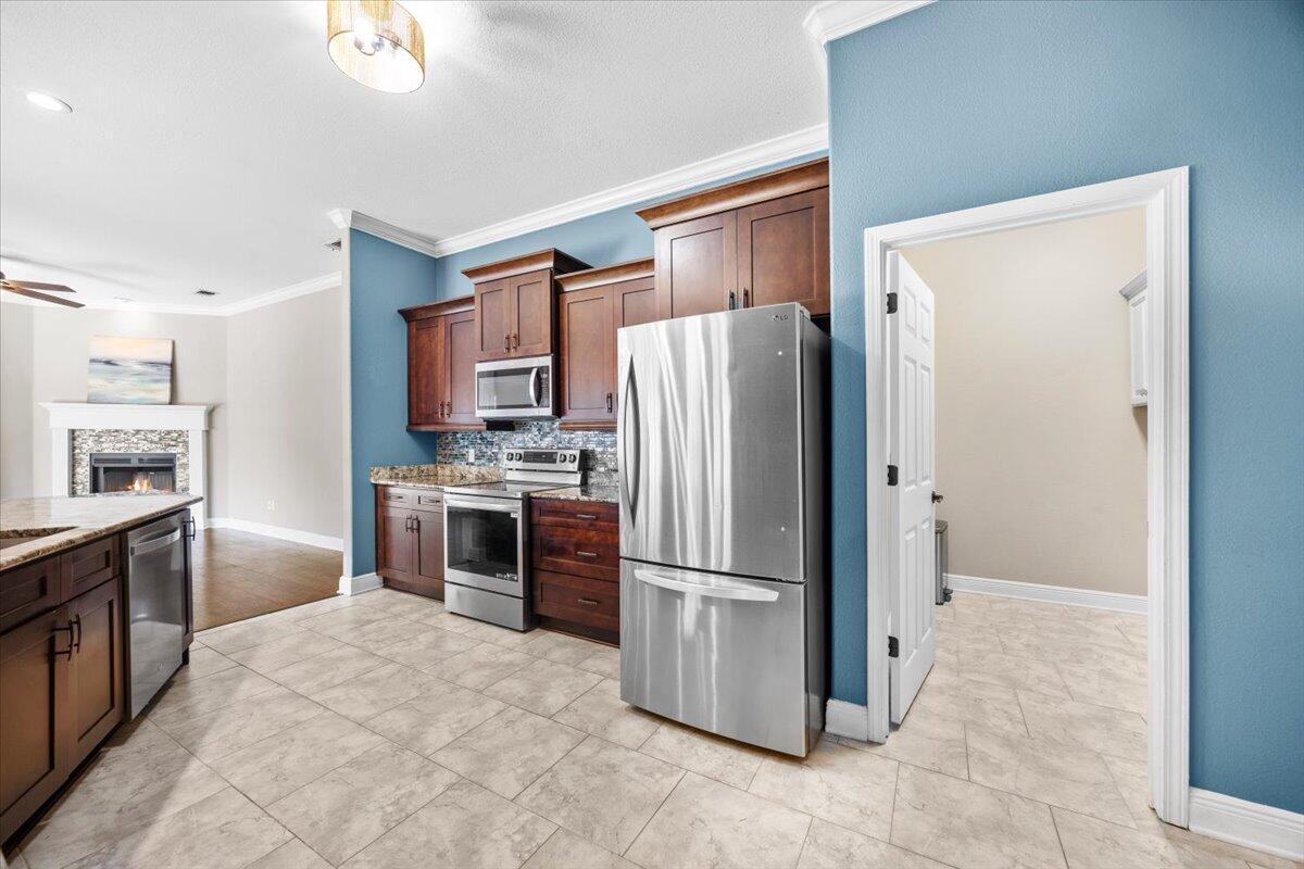 HARVELLS CROSSING - Residential