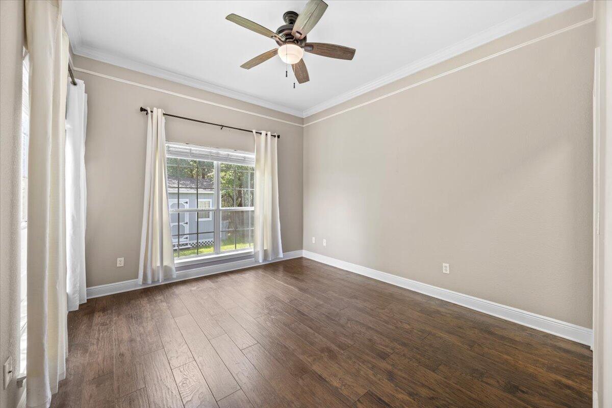 HARVELLS CROSSING - Residential