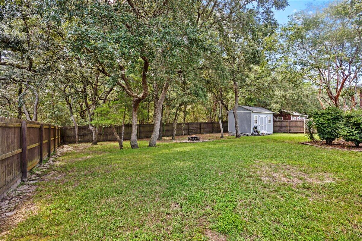 HARVELLS CROSSING - Residential