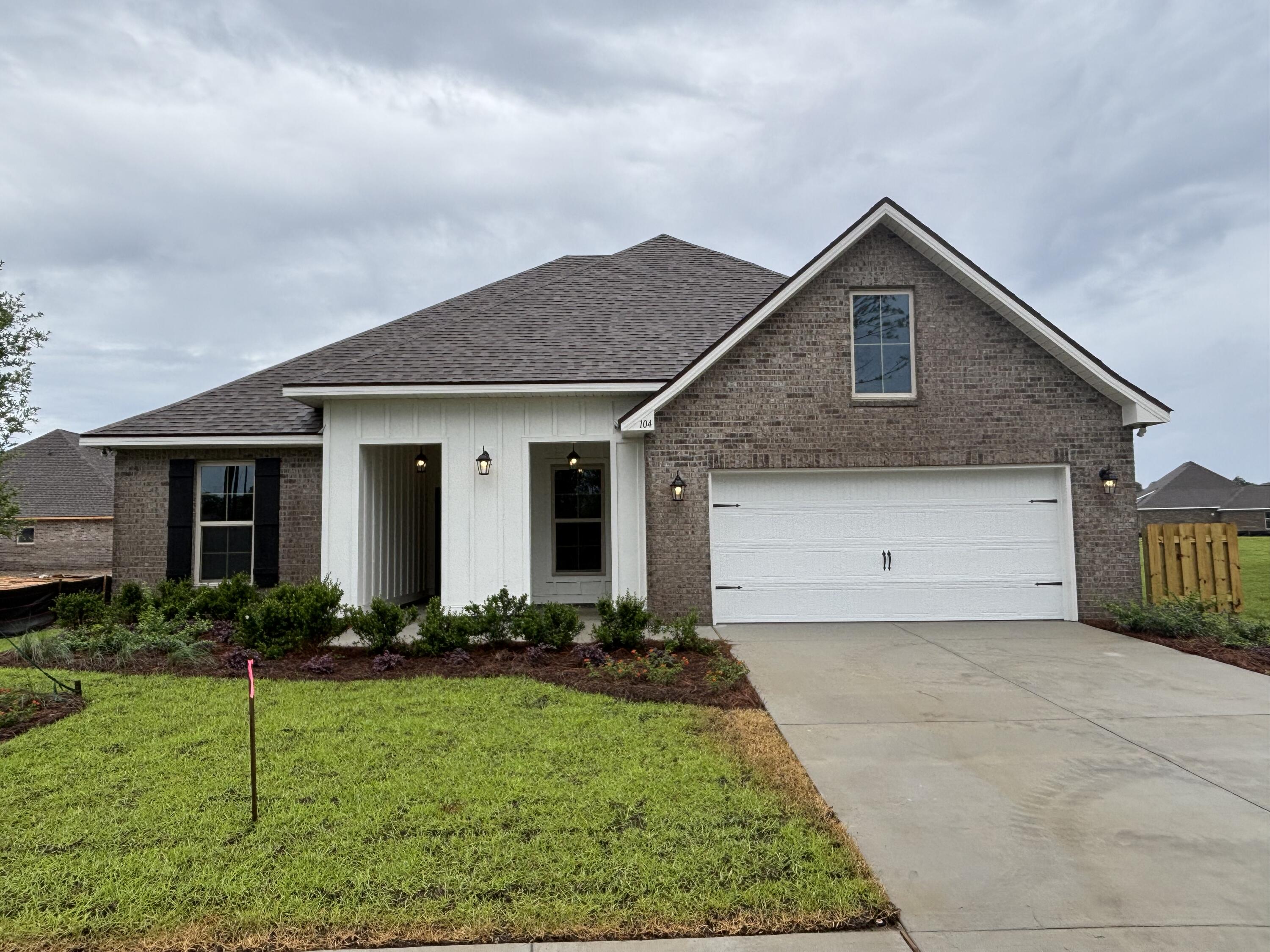 HAMMOCK BAY - BIRD SONG - Residential