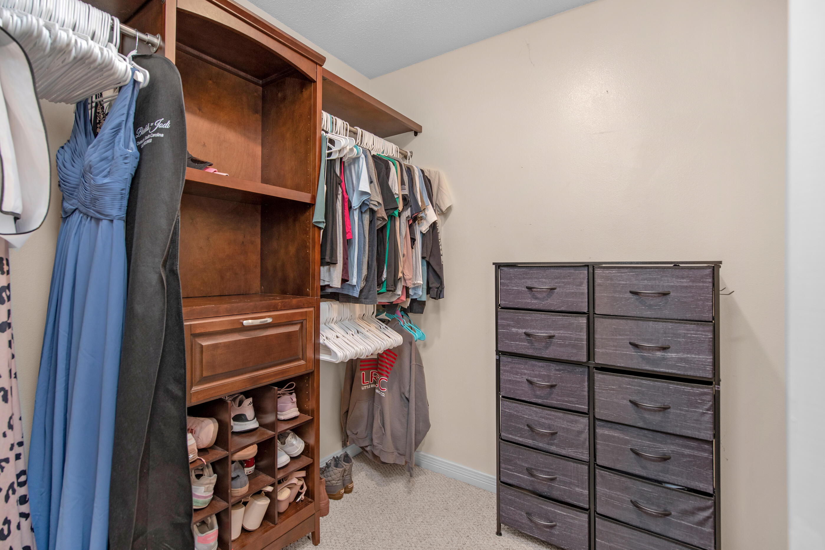 OLD BETHEL ESTATES PH I - Residential