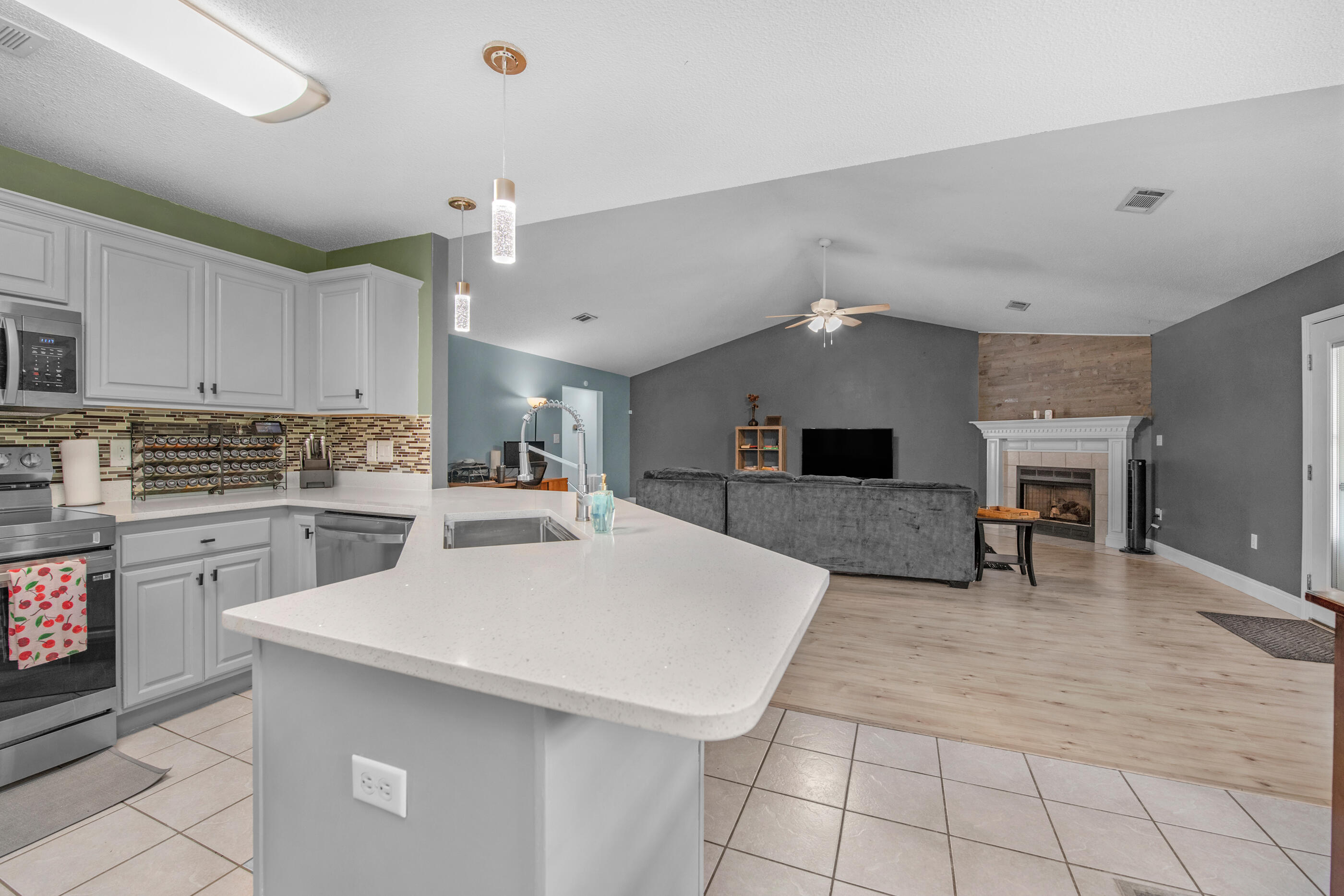 OLD BETHEL ESTATES PH I - Residential