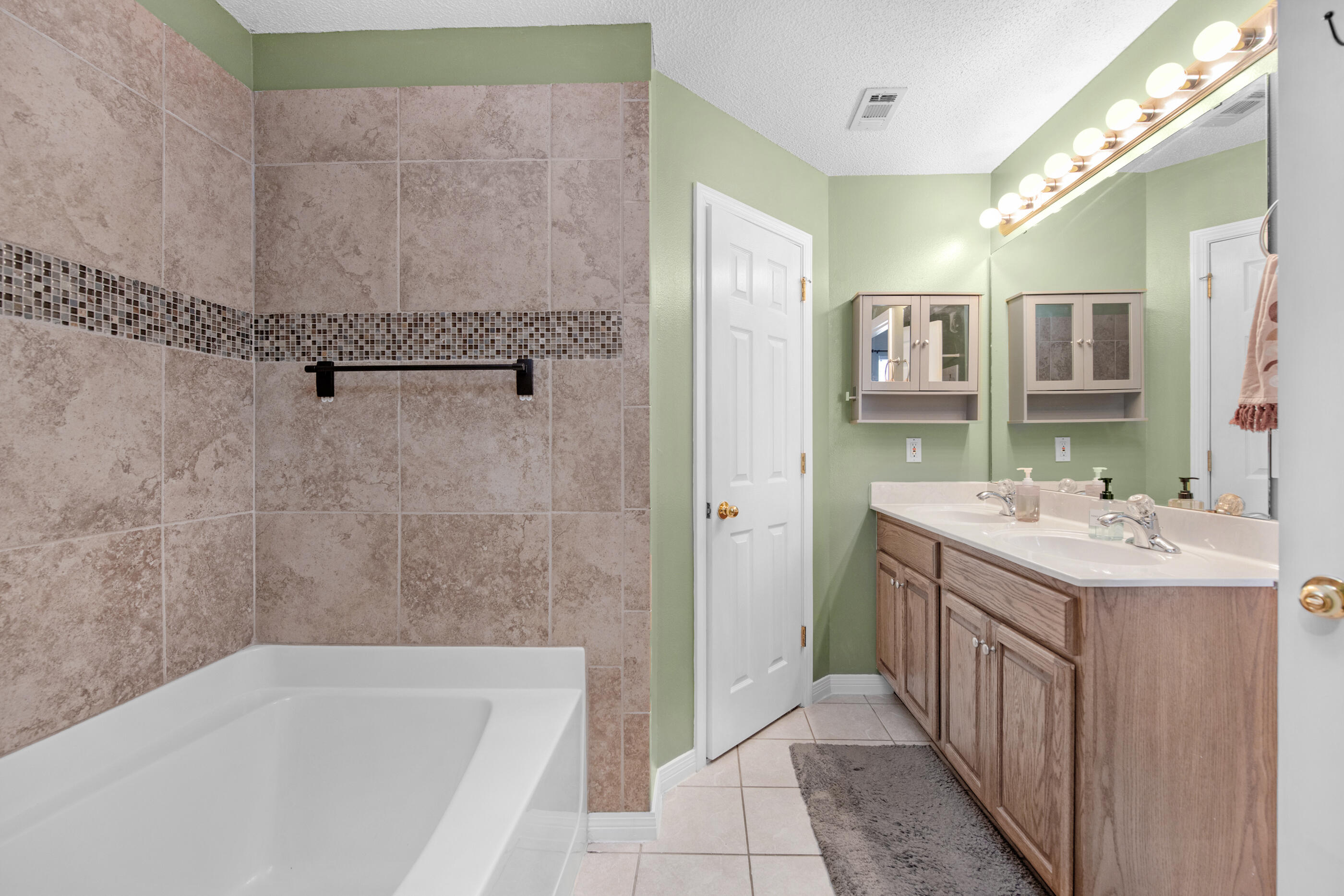 OLD BETHEL ESTATES PH I - Residential