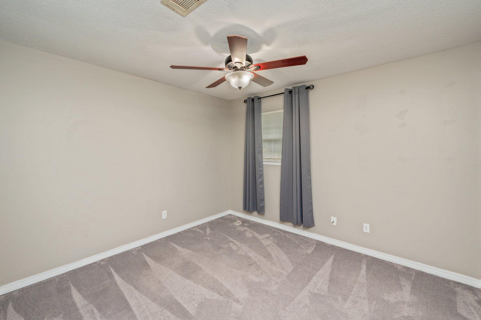 PALMETTO ESTATES UNREC - Residential Lease