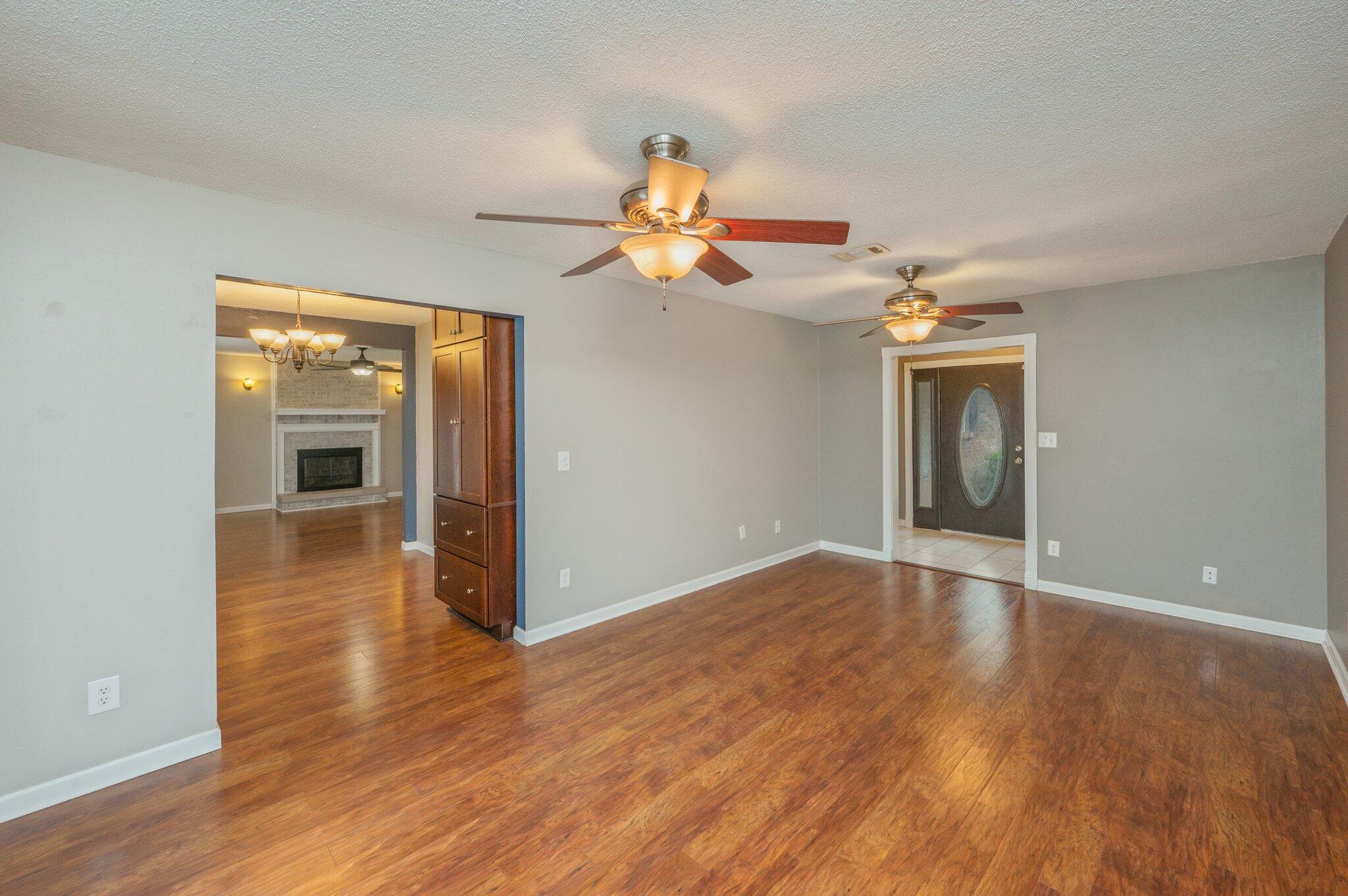 PALMETTO ESTATES UNREC - Residential Lease