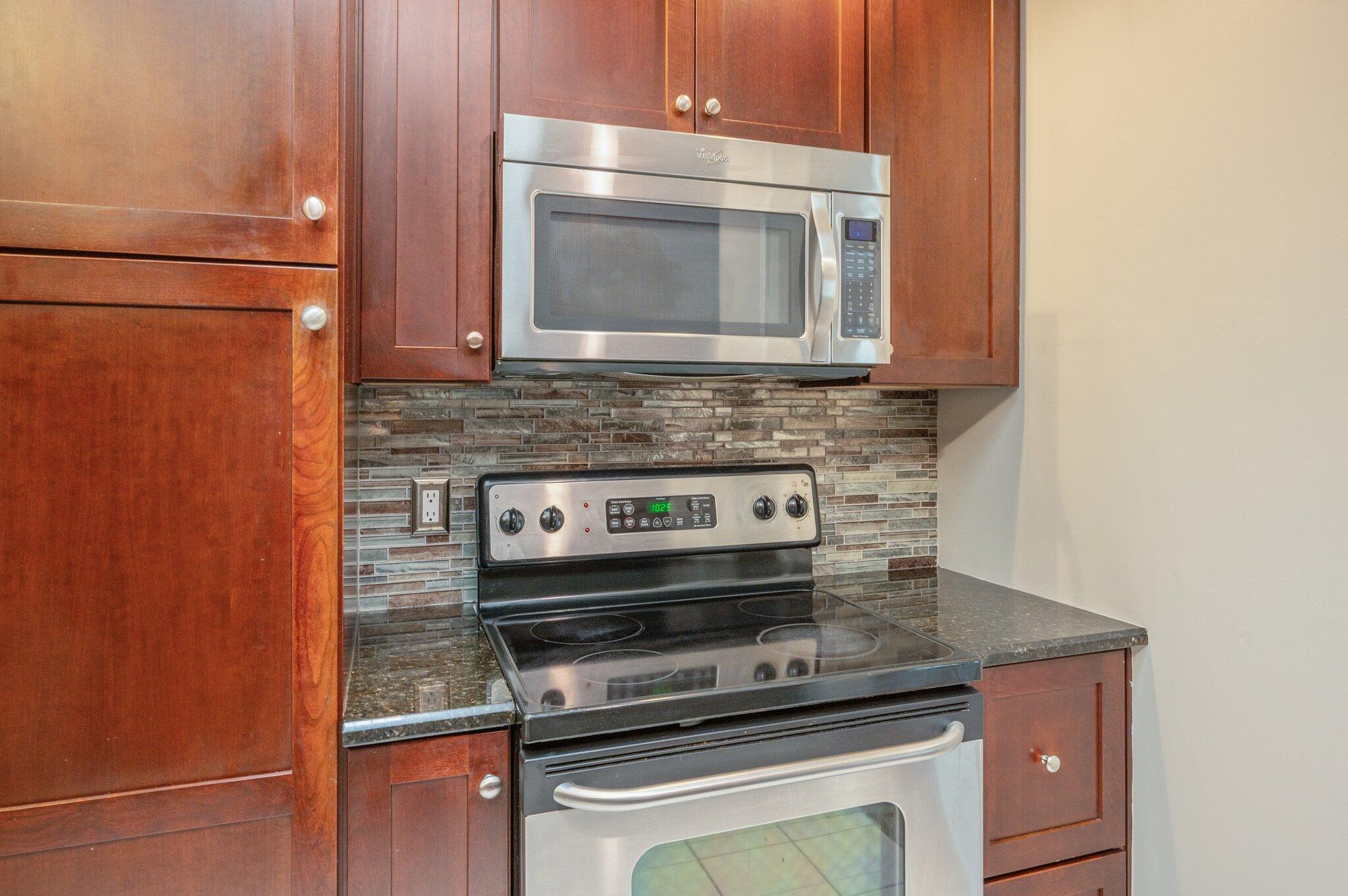 PALMETTO ESTATES UNREC - Residential Lease