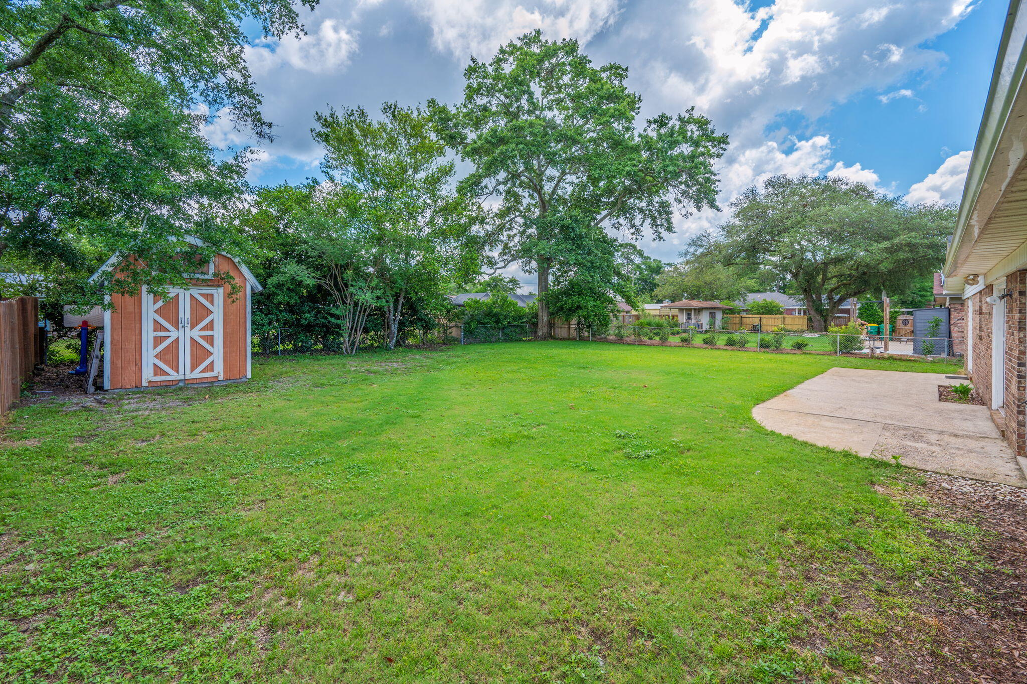 PALMETTO ESTATES UNREC - Residential Lease