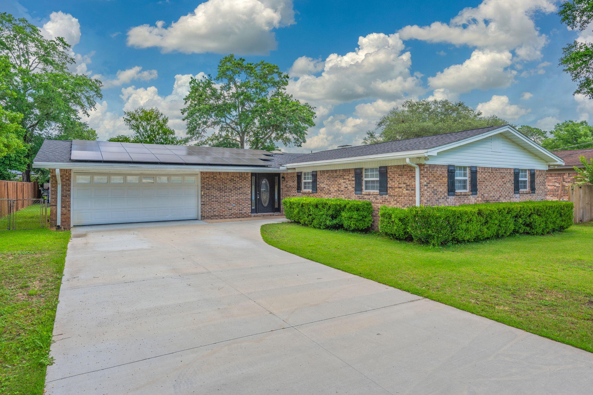 PALMETTO ESTATES UNREC - Residential Lease