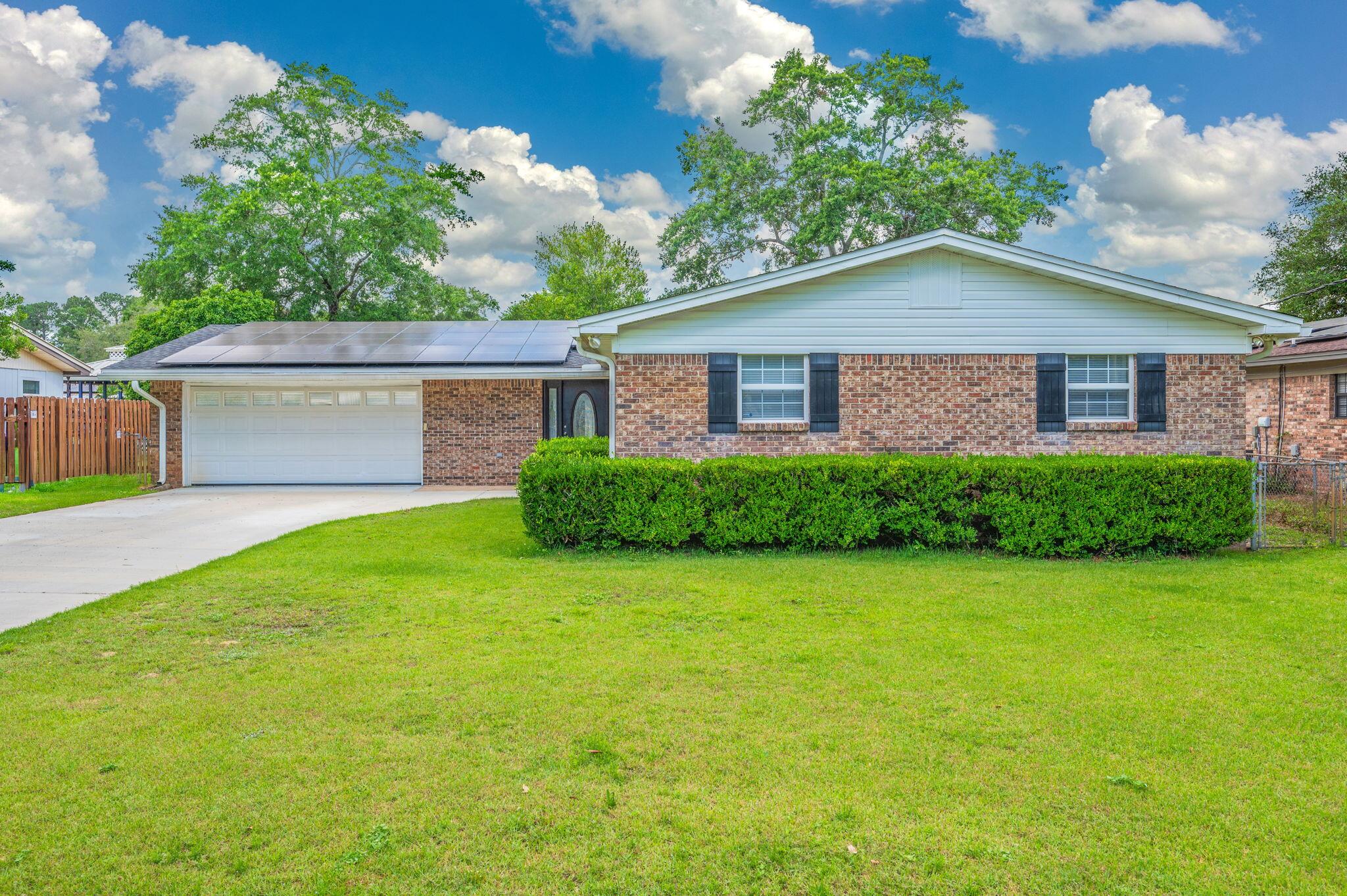 PALMETTO ESTATES UNREC - Residential Lease