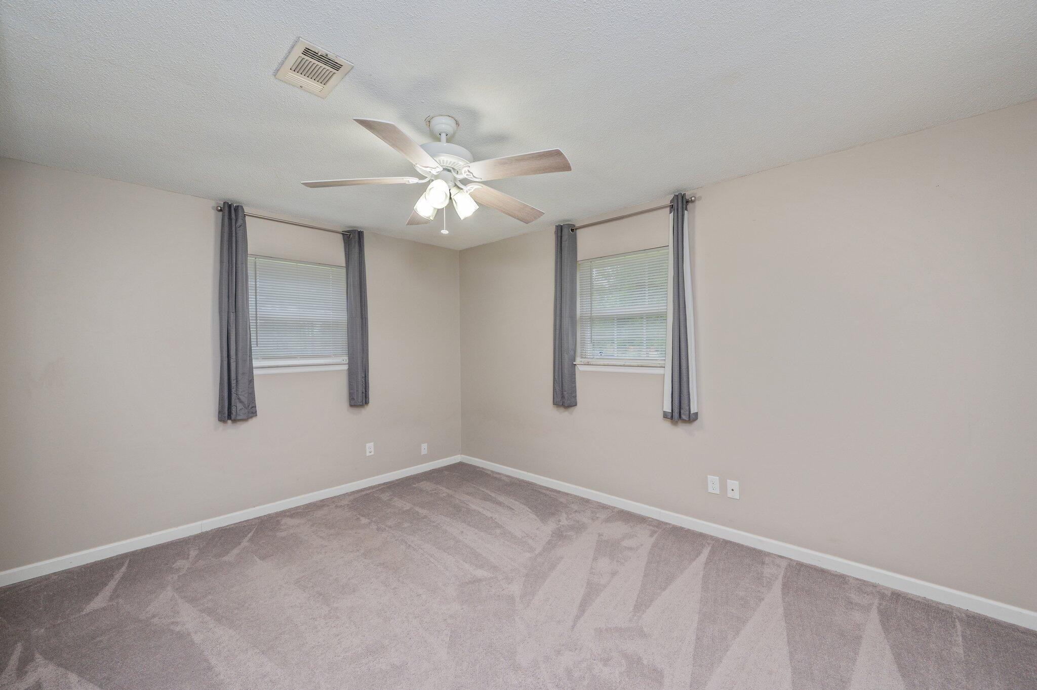 PALMETTO ESTATES UNREC - Residential Lease