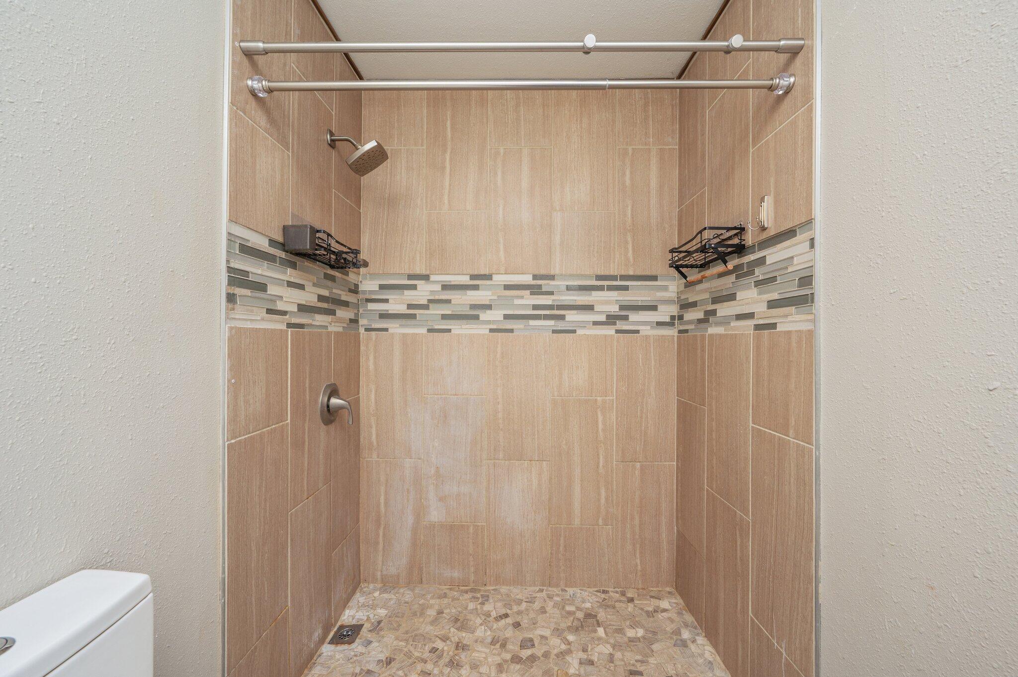 PALMETTO ESTATES UNREC - Residential Lease