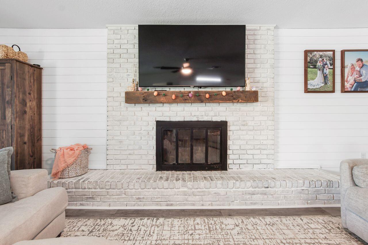 PALM,PINEWD,PARADISE (222211.00) - Residential