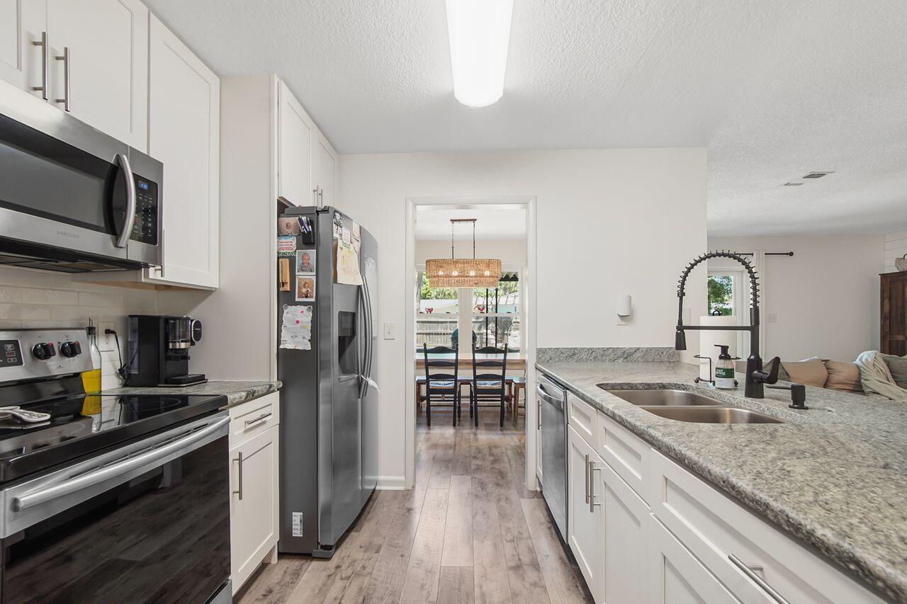 PALM,PINEWD,PARADISE (222211.00) - Residential