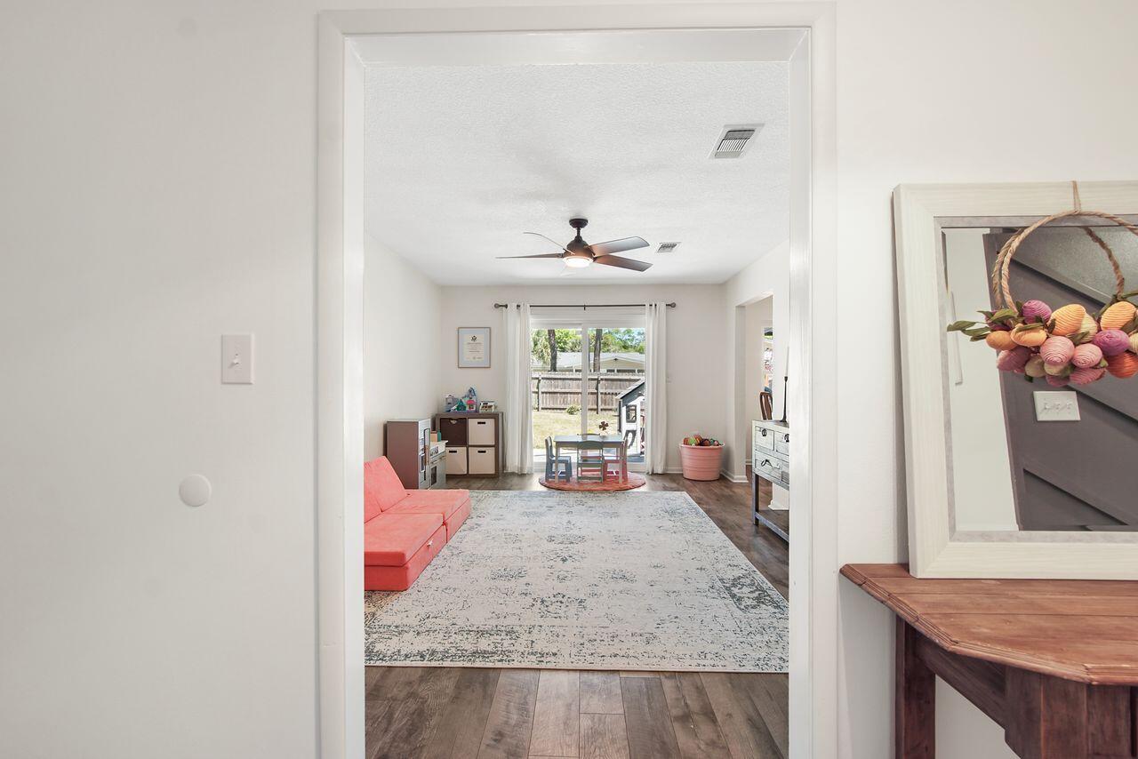 PALM,PINEWD,PARADISE (222211.00) - Residential