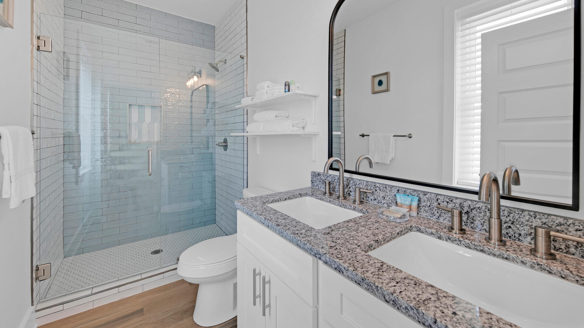 SURF SONG ESTATES - Residential