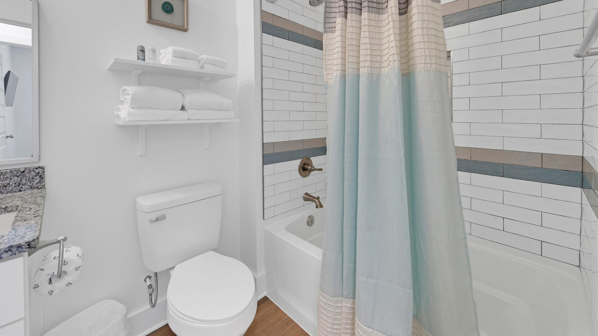 SURF SONG ESTATES - Residential