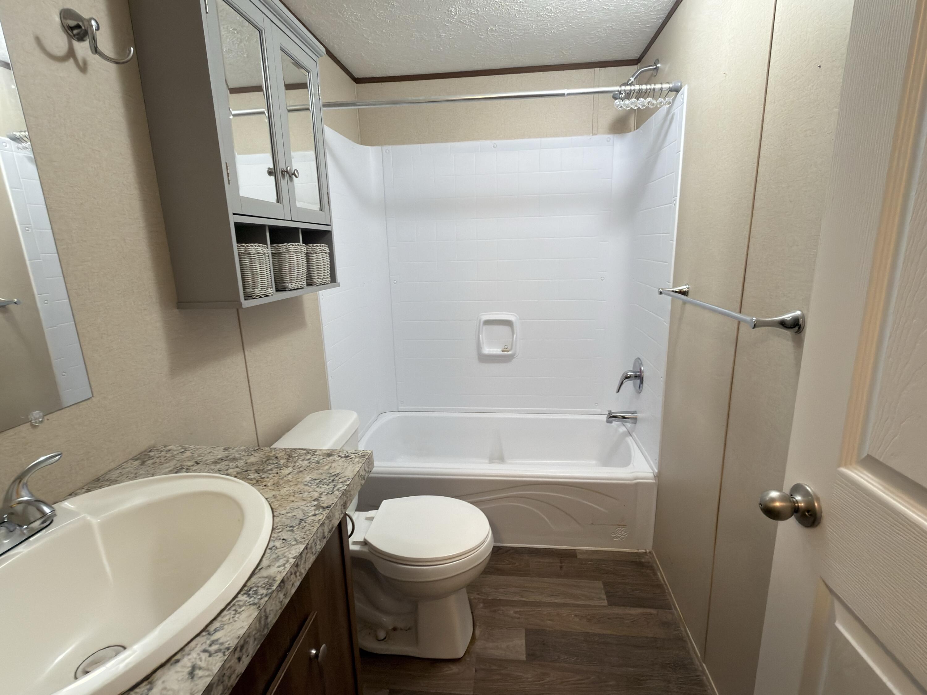 OAKWOOD HILLS UNIT 3 - Residential