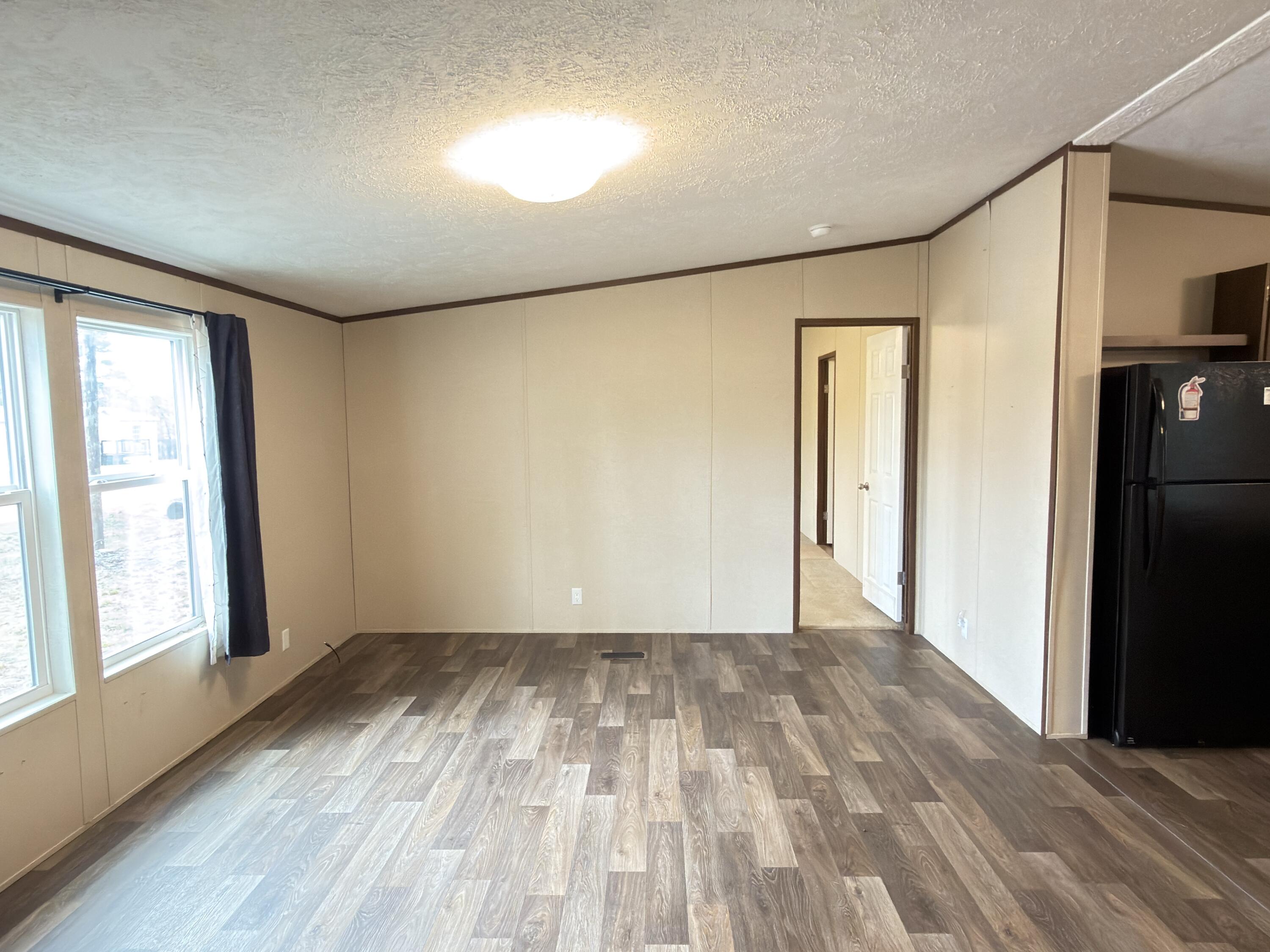 OAKWOOD HILLS UNIT 3 - Residential