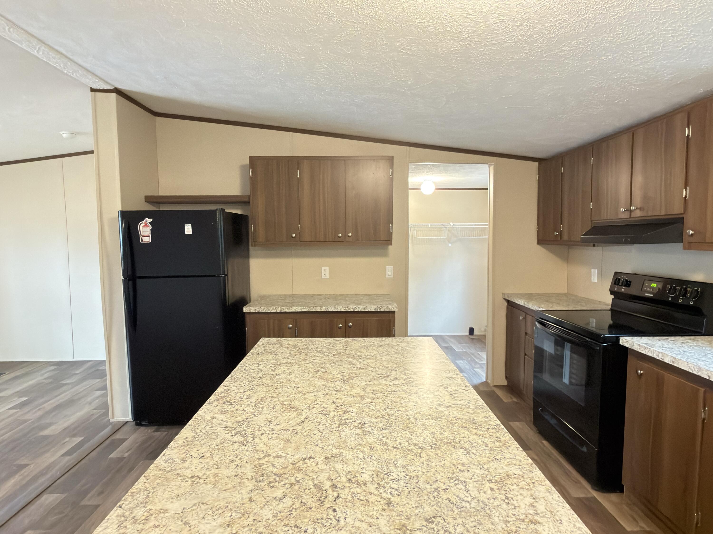 OAKWOOD HILLS UNIT 3 - Residential