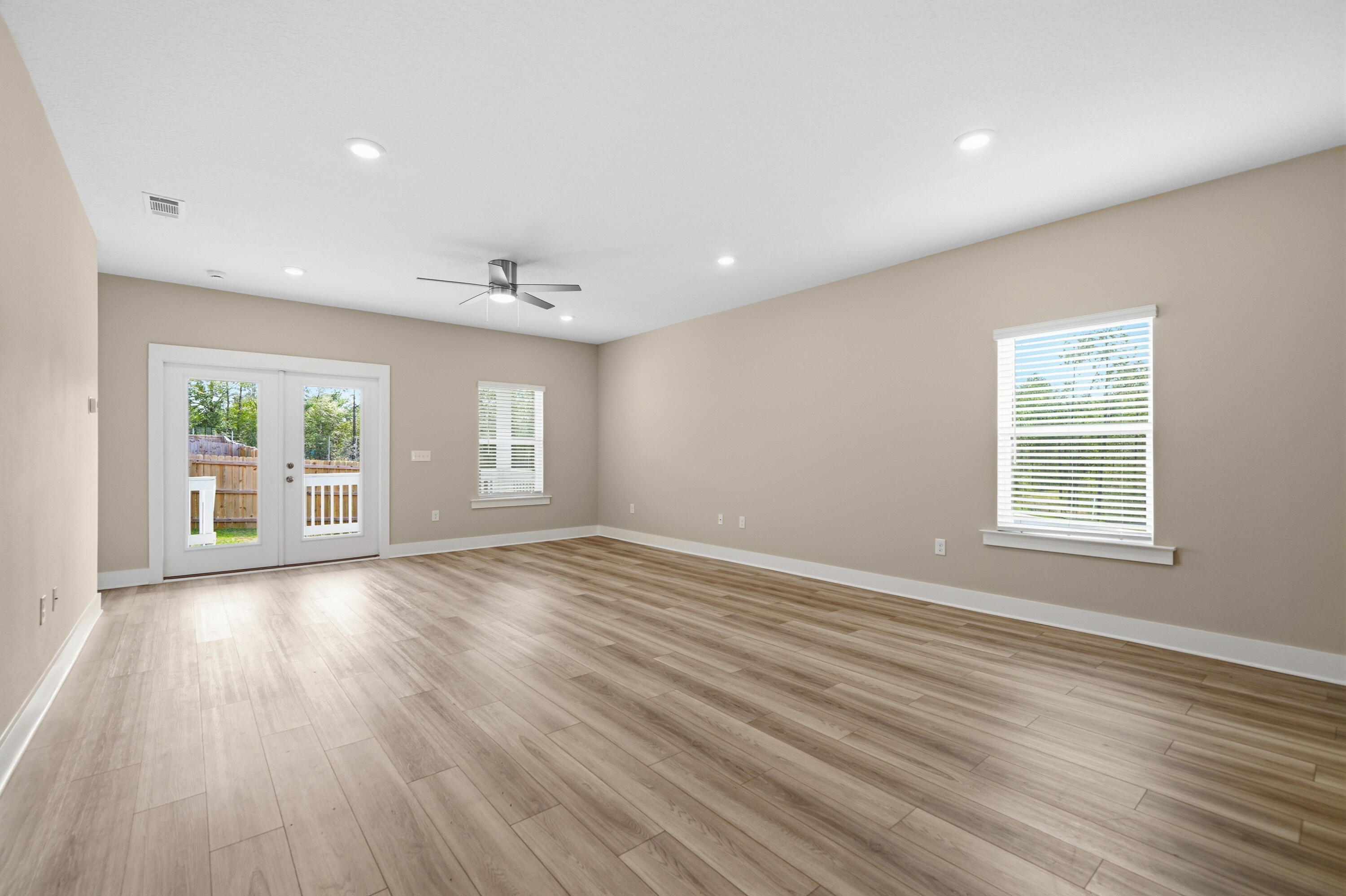 MAGNOLIA CREEK PHASE 1 - Residential