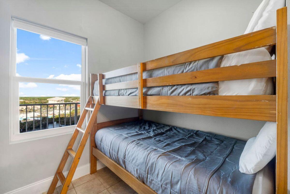 Laketown Wharf - Residential