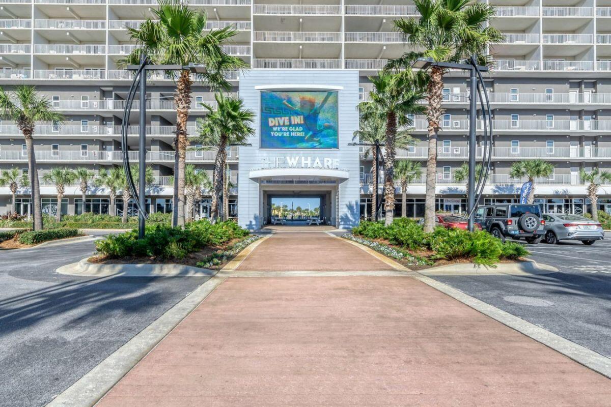 Laketown Wharf - Residential