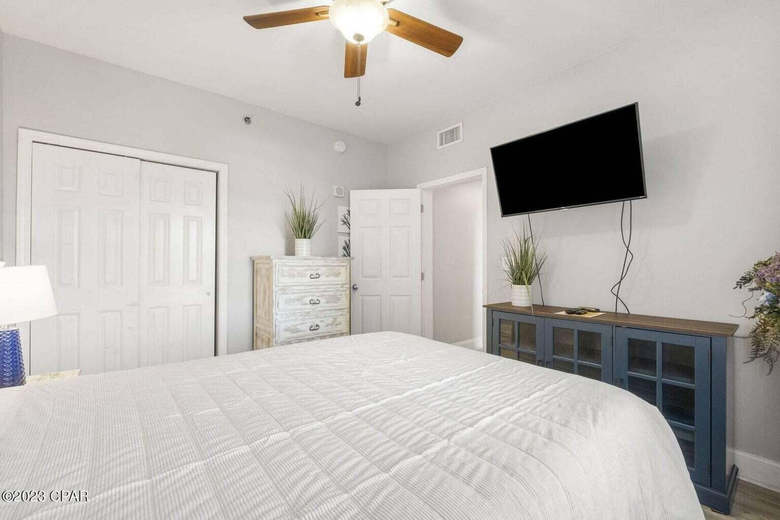 Laketown Wharf - Residential