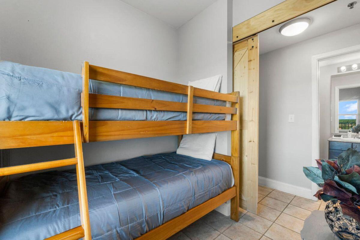 Laketown Wharf - Residential