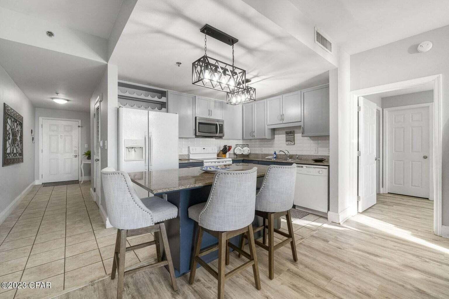 Laketown Wharf - Residential