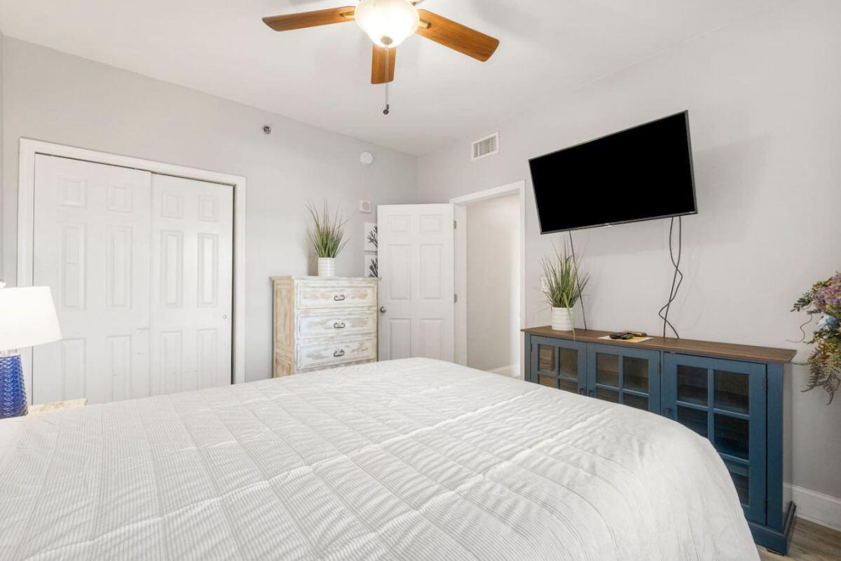 Laketown Wharf - Residential