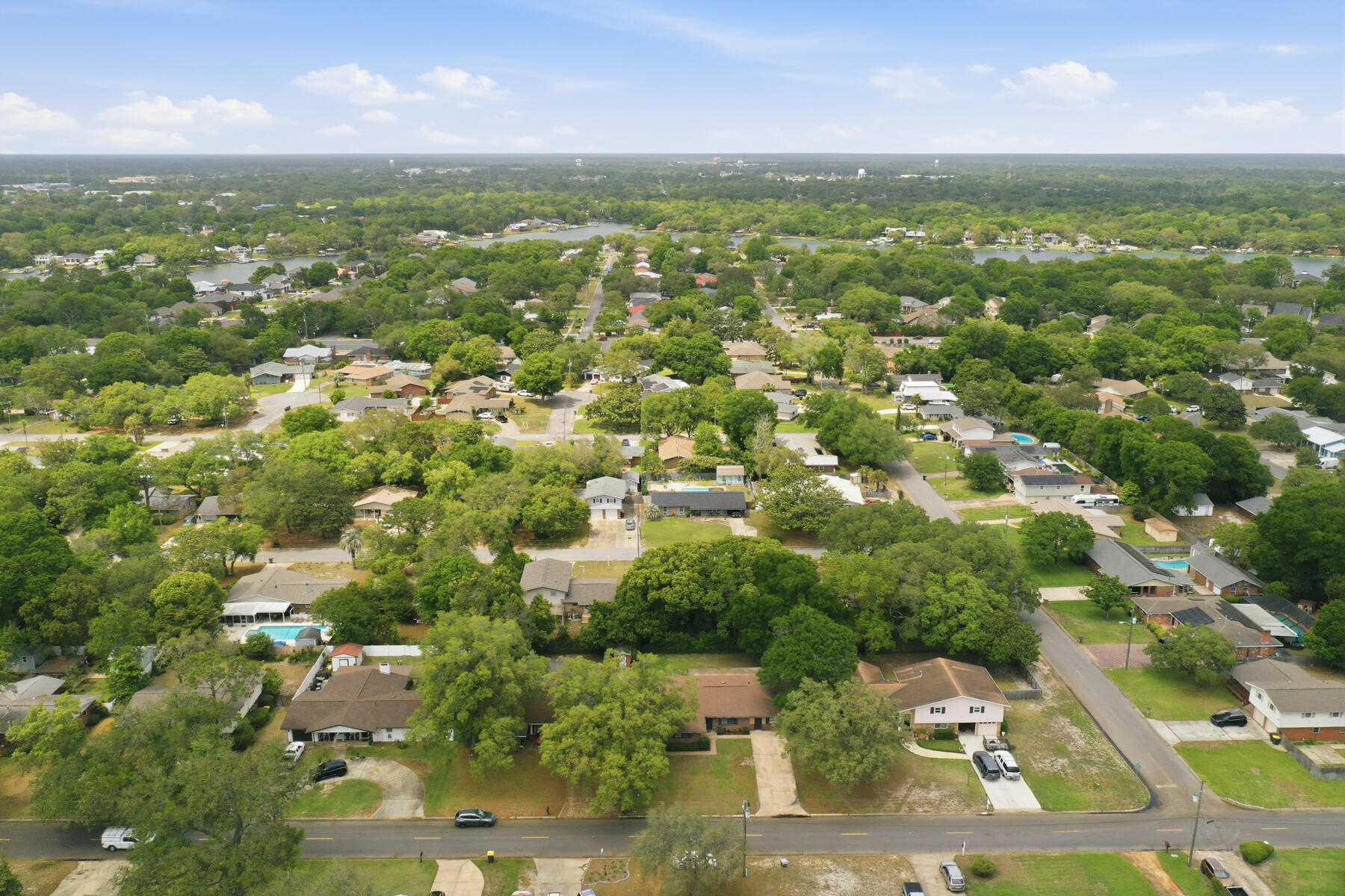 BAYOU WOODS 1ST ADDN - Residential
