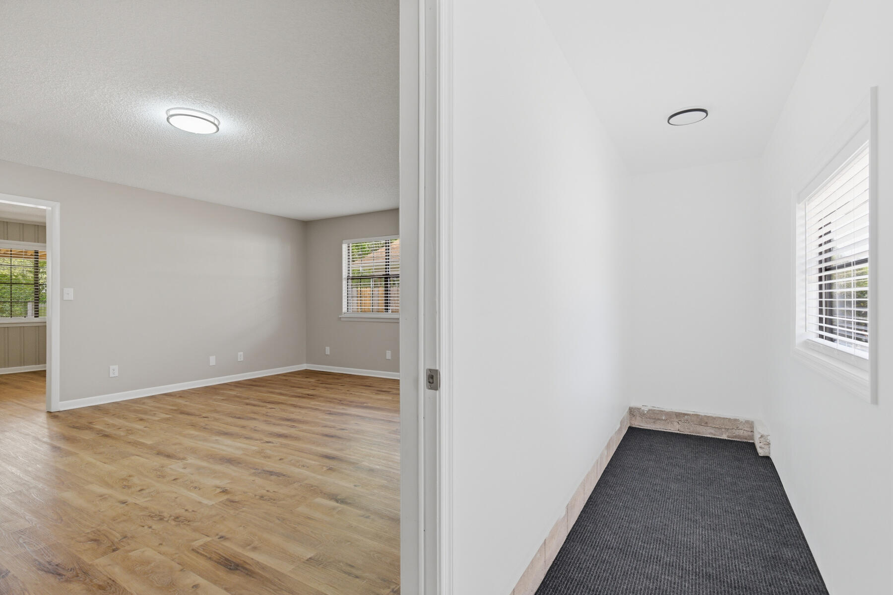 BAYOU WOODS 1ST ADDN - Residential