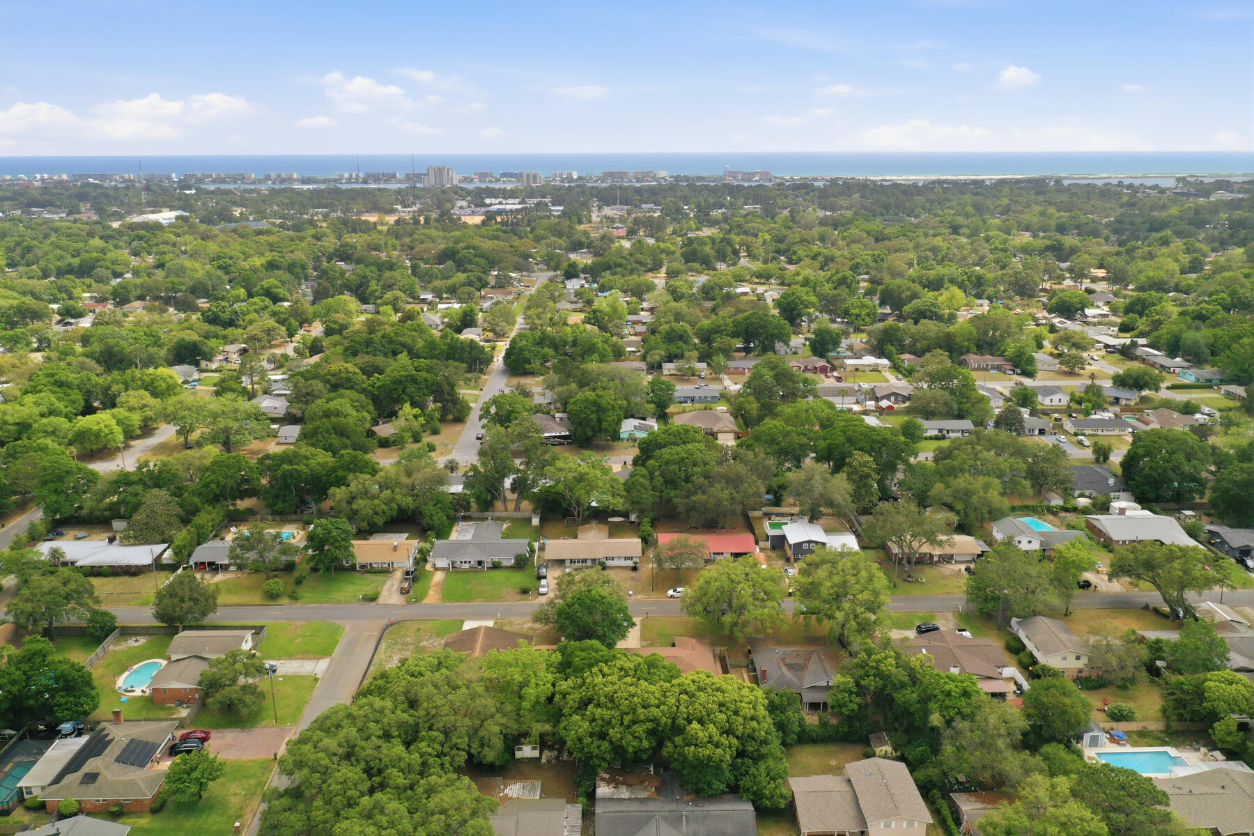 BAYOU WOODS 1ST ADDN - Residential
