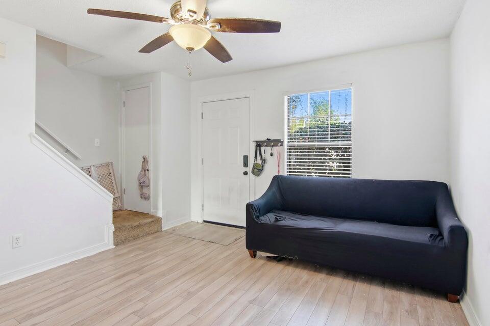 BROWNSVILLE STATION 3 - Residential Lease